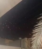 بالفيديو استمرار الاشتباكات المسلحة في منطقة ابو الخصيب بمحافظة البصرة وانباء ا…