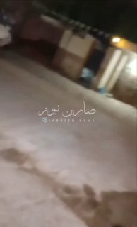 بالفيديواندلاع اشتباكات مسلحة بين جماعة خارجة عن القانون وعائلة حول قطعة ارض في …