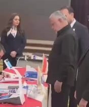 الأمين العام لمنظمة بدر هادي العامري يدلي بصوته في الانتخابات البرلمانية…