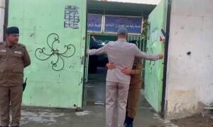 الحاج جعفر الحسيني – مدينة الصدر المتحدث العسكري لكتائب حزب الله الحاج جعفر الحس…