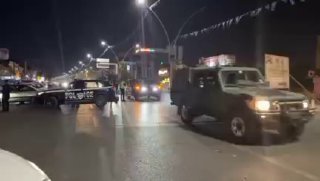 تحديث   القوات الامنية تلاحق مثيري الشغب في منطقة شارع بغداد بمحافظة كركوك…