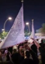 بالفيديو   أهالي الشاب المغدور مقتدى الدلفي ينظمون مسيرة للمطالبة بإعدام المجرم…