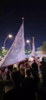 بالفيديو   أهالي الشاب المغدور مقتدى الدلفي ينظمون مسيرة للمطالبة بإعدام المجرم…