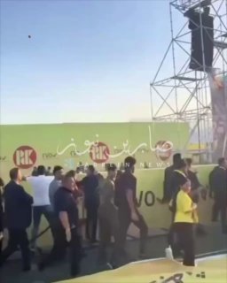 بالفيديو شجار في محفل انتخابي لحزب القجقجي مسعود بارزاني في قضاء سوران ضمن محافظ…