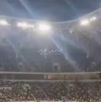 لبيك يا حسين .. هتافات الجمهور العراقي في الملعب بالفيديو  الجمهور العراقي يهز ا…