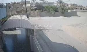 بالفيديو | مؤسفاصابة شاب بجروح بليغة في رأسه بعد انفجار اطار شاحنة حمل في قضاء ا…