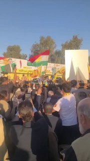 في مخالفة للبروتوكول الرسمي للبرلمان العراقي الاتحادي النائب الثاني لرئيس مجلس ا…