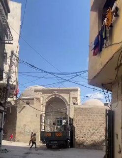 لاول مرة بعد الحرب.. رفع الاذان الكريم من مسجد ومقام هاشم بن عبد مناف جد الرسول …