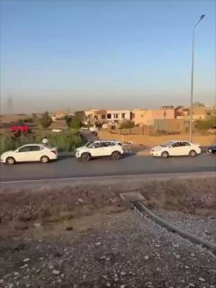 بالفيديوازمة وقود خانقة في محافظة اربيل واصطفاف طوابير السيارات للتزود بالوقود….