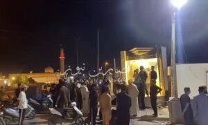 بالفيديو خروج أهالي ناحية علي الشرقي بمحافظة ميسان في تظاهرة رافضة بعد تعرض صورة…