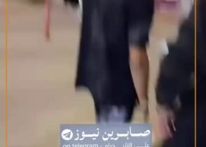 مشهد آخر لنفس العنصر يعتدي بالضرب على فتاة ترفع العلم العراقي في محافظة أربيل. …