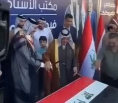 ترند اجتماعيأحد المرشحين يقطع كعكة على شكل العلم العراقي خلال احتفال انتخابي…