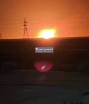 بالفيديواندلاع حريق داخل الشركة العامة لإنتاج الحديد والصلب في خور الزبير بالبصر…