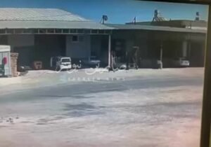 توثيق اضافي للحظة وقوع انفجار ضخم باحد المرافئ في مدينة انطاليا التركية. #عاجـــ…