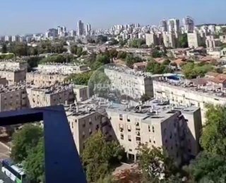 سماع دوي انفجارات في عسقلان المحتلة بعد رشقة صاروخية من غزة صافرات الرعب تدوي في…