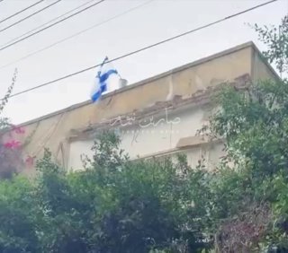 تحديثالاسعاف الصهيوني: فرق الانقاذ تواصل عمليات البحث عن محاصرين بإنهيار شرفة من…