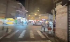 حالة من الرعب والهلع بين قطعان المستوطنين في القدس اثناء دخول الصاروخ اليمني رصد…