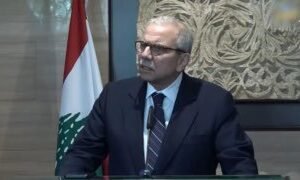 رئيس الوزراء اللبناني نواف سلام في تصريح يتجلى به الخضوع: مش كل ما طلعت مسيرة إس…