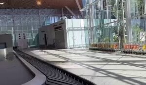 مشاهد جديدة للاضرار التي احدثها الهجوم اليمني بالطائرات المسيرة على مطار رامون ف…