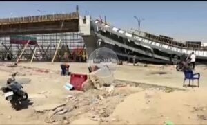 بالفيديو المباشرمواطن يوثق استمرار مرور العجلات من تحت مجسر العطيشي بمحافظة كربل…