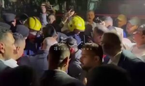 تحديث إنقاذ صاحب العجلة التوكسان الذي كان عالق تحت الجسر بالفيديو   مدير الدفاع …