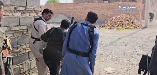 بالفيديو جانب من عمليات سحق عناصر الارهاب على يد ابطال الحرس الثوري الاسلامي الا…