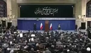 الامام الخامنئي (دام ظله): الذين يقولون لماذا لا نذهب باتجاه المفاوضات المباشرة …