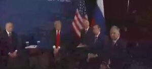 بدأت المفاوضات بالفوضى: ارتفع ضجيج عالٍ في القاعة، ثم تم إخراج الصحفيين. وسائل إ…