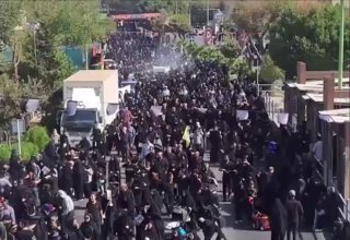 طوفان بشري في جميع محافظات الجمهورية الاسلامية الايرانية لاحياء الزيارة الاربعين…