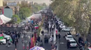 الجمهورية الإسلامية الإيرانية مسيرات العزاء الحسيني بشوارع العاصمة طهران…