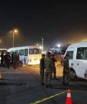 مديرية الجهد الخدمي للحشد الشعبي تباشر بالتفويج العكسي للزائرين من محافظة كربلا…