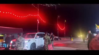 بعدسة صابرين نيوز استمرار توافد الزائرين نحو كربلاء المقدسة طريق جرف النصر – كرب…