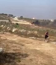 مشاهد من العدوان الصهيوني الذي استهدف عجلة في بلدة عيناثا جنوب لبنان، انباء اولي…