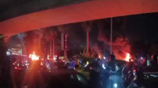 لبنان استمرار المظاهرات الشعبية في المناطق اللبنانية، احتجاجاً على قرار الحكومة …