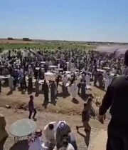 طنون اللحم وين راحتمواطن من كركوك يوثق مغادرة الجماهير غير العفوية التي جيء بها …