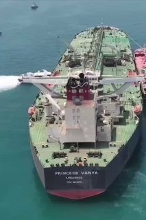 تحديث | بالفيديو لحظة احتجاز البحرية العراقية ناقلة نفط ليبيرية تحمل ربع مليون ط…