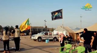 بالفيديوالمواكب الحسينية تستمر بتقديم الخدمة في محافظة ذي قار لزوار ابي عبدالله …