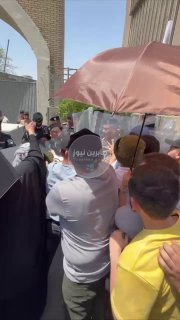 متابعات | بالفيديو توتر وتدافع بين القوات الأمنية ومتظاهرين دفعة الوافدين 2023 أ…