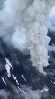 بالفيديو زلزال روسيا يتسبب في ثوران بركان كراشينينيكوف بشبه جزيرة كامتشاتكا…