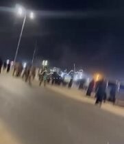 بالفيديو اندلاع اشتباكات مسلحة بين الشرطة الاتحادية وفصيل مسلح وسط محافظة السماو…