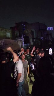 من امام منزل المرتزق المدفوع الثمن الذي اقدم على حرق صورة ابو مهدي المهندس أبنا…