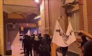 بالفيديو تظاهرات شعبية في البحرين تنديدا بسياسة التجويع التي يفرضها الاحتلال الص…