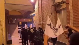 بالفيديو تظاهرات شعبية في البحرين تنديدا بسياسة التجويع التي يفرضها الاحتلال الص…