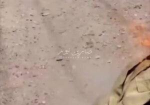 منتسبو البيشمركة يحرقون زيهم العسكري في أربيل ويتركون مكان عملهم بسبب التعامل ا…