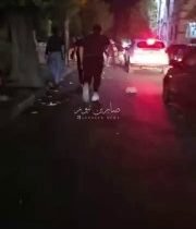 بالفيديواعتداء عصابات الجولاني التكفيرية على مجموعة من المواطنين الذين خرجوا بتظ…