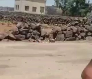 المليشيات الدرزية تحكم سيطرتها على قرية وقم في ريف السويداء بعد اشتباكات مع عصاب…