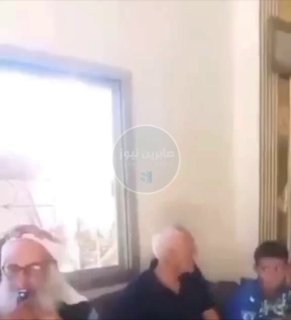 عصابات الجولاني الارهابية وعشائر البدو التابعة لها تمارس أبشع الانتهاكات بحق الد…