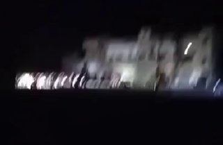 بالفيديو تحشدات عسكرية وارتال لمسلحي العشائر التابعة لعصابات الجولاني المطبعة ت…