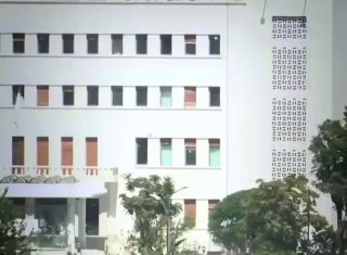 مشاهد اخرى من الغارة الصهيونية على قصر حكومة الجولاني…