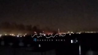 #عاجـــــــــــــــل  اندلاع حريق وتصاعد اعمدة الدخان بمحيط معسكر الرشيد دون معر…